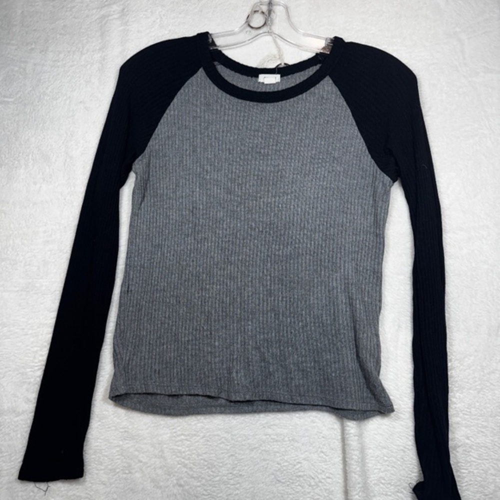 Garage Sweater Womens Size XS Gray Black Henley Fitted Casual Knit Y2K